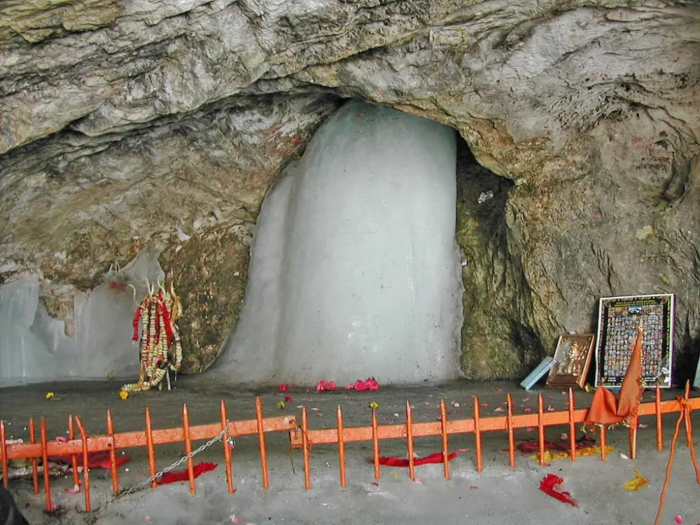 Kashmir & Amarnath Helicopter Package